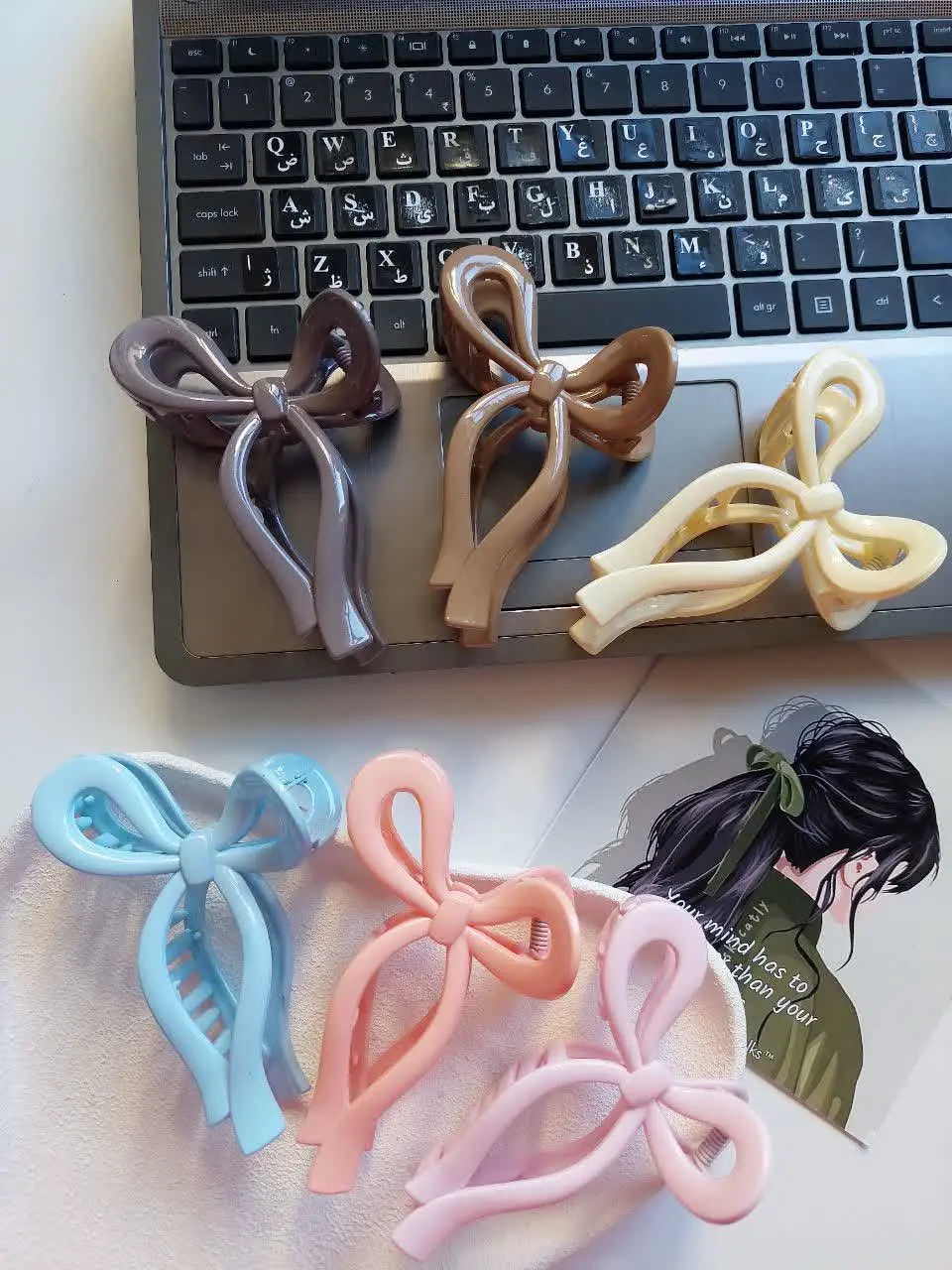 Shiny bow tie clips (2) کلیپس پاپیونی براق - Image 1