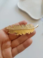 گیره فرانسوی گلد طرح پر (سایز متوسط) - Image 4