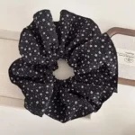 کش مو اسکرانچی پارچه ای گلدار (بیگ سایز) - Image 5